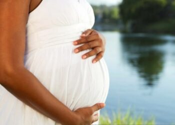 Désastre ignoré de grossesses précoces : un rapport attire l&rsquo;attention des acteurs sur le phénomène