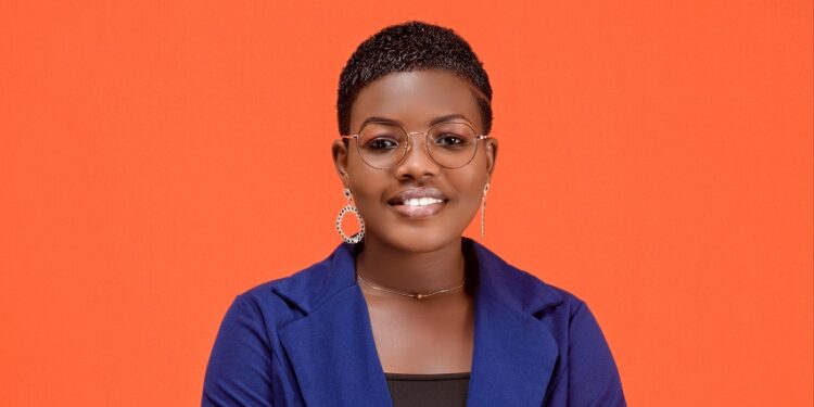 Dédé Manuella FOLLY-GA joint sa voix pour l’éducation, le leadership et l’autonomisation des jeunes femmes