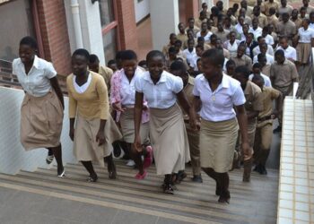 Togo: 1 à 5 ans de prison pour un homme qui enceinte une apprenante de 16 ans  et une amende allant de 1 à 5 millions de francs CFA