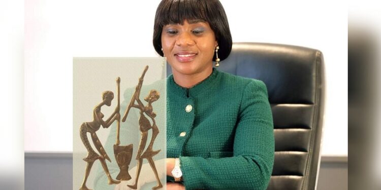 Togo : Double distinction pour la ministre Sandra Ablamba Johnson sur le plan africain