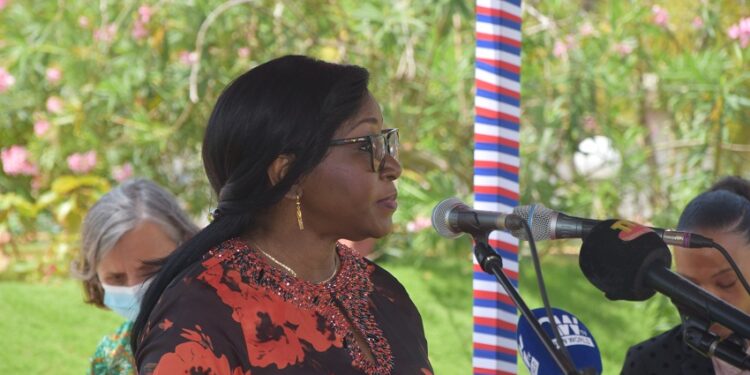 Un prix spécial  leadership féminin décerné à la ministre Kayi Mivedor