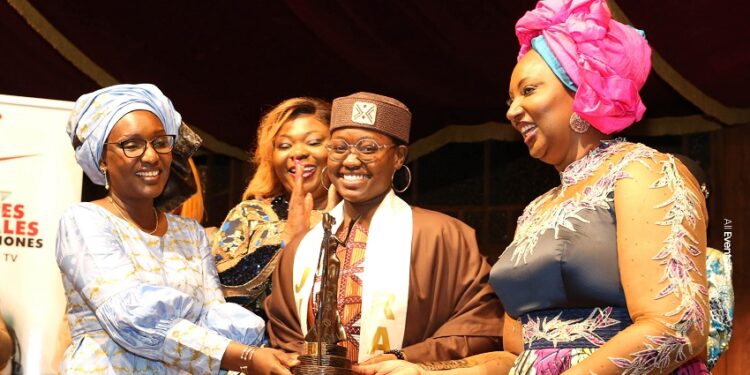 Binta NDIAYE, lauréate du trophée Kayi Dogbe pour l’excellence féminine : « cette distinction m’inspire la grandeur…»