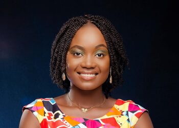 Bénédicte PALAWIA, cette étudiante en journalisme qui met le projecteur sur les jeunes entrepreneurs