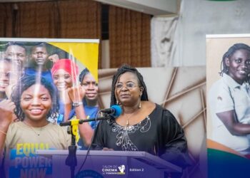 Mme Kouméalo ANATE, marraine de la deuxième édition du salon du cinéma au féminin exprime sa satisfaction