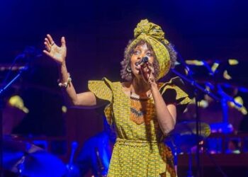 Bella Bellow célébrée au festival des Afropéennes