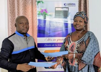 Ekinamag sponsorise le prix « la meilleure plume au féminin »