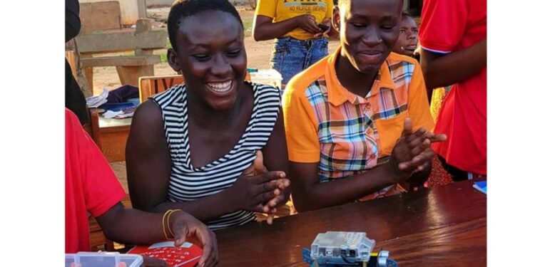 Teknolime : un projet pour former 70 jeunes filles à la tech au Togo