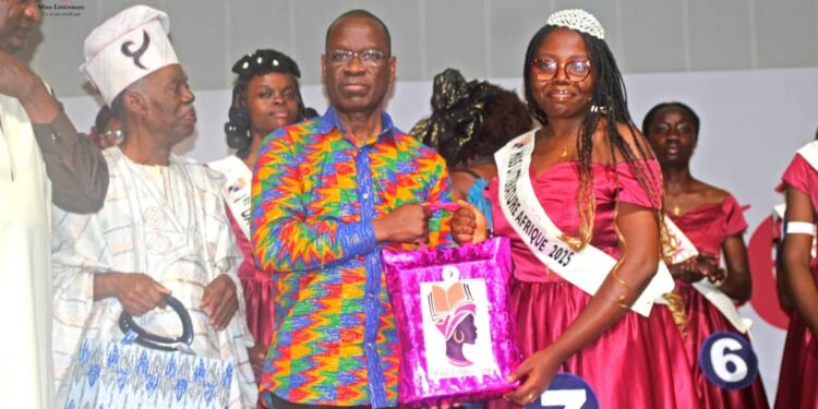 Miss Littérature Afrique : un évènement unique qui met en avant la beauté intellectuelle des jeunes filles
