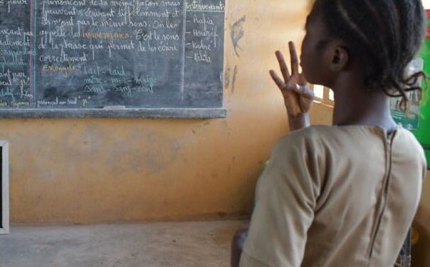 10/10 [REPORTAGE] Les défis de la scolarisation des jeunes filles au Togo : entre progrès et obstacles